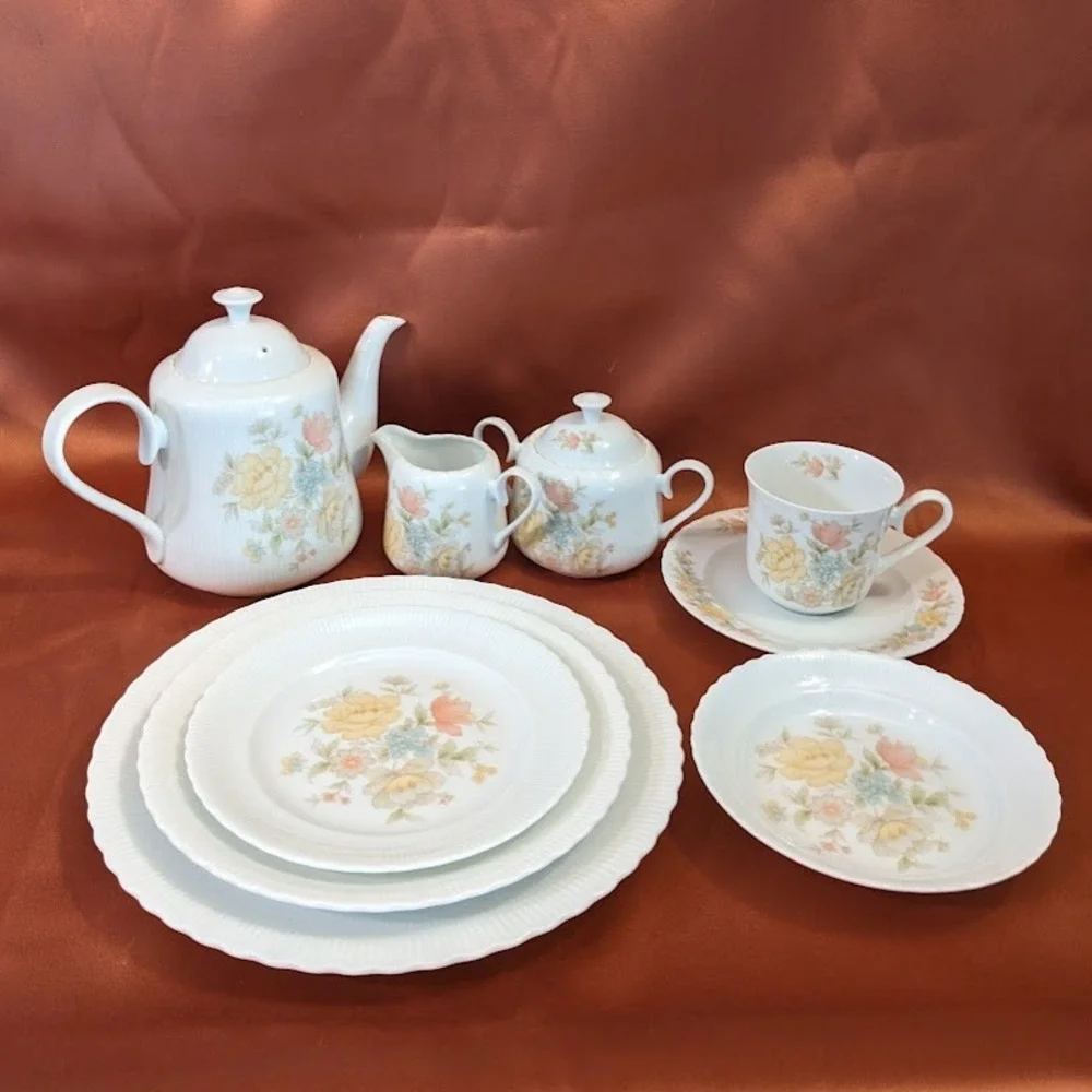 Vintage Ichiyama Toen Japan Floral Porcelain Dessert Plates Set of 6 Ribbed Edge - Picture 9 of 9